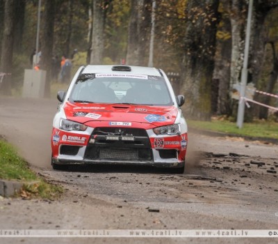 Rovanpera un Grjazins cīnās par uzvaru ''Rallijs Latvija'' pirmajā dienā